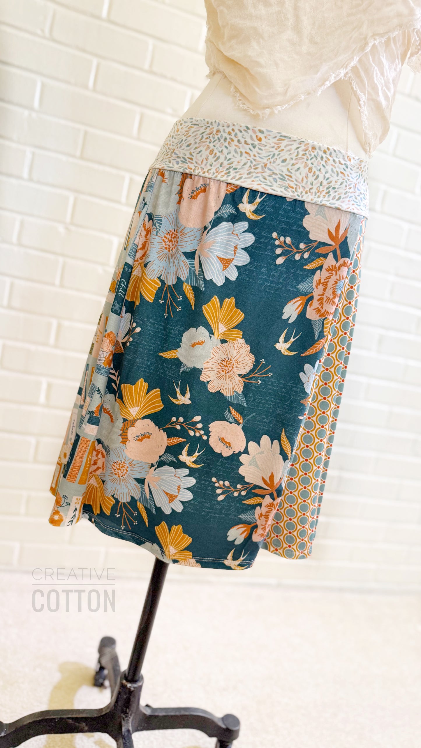 Literary Guild Funky Knit Skirt