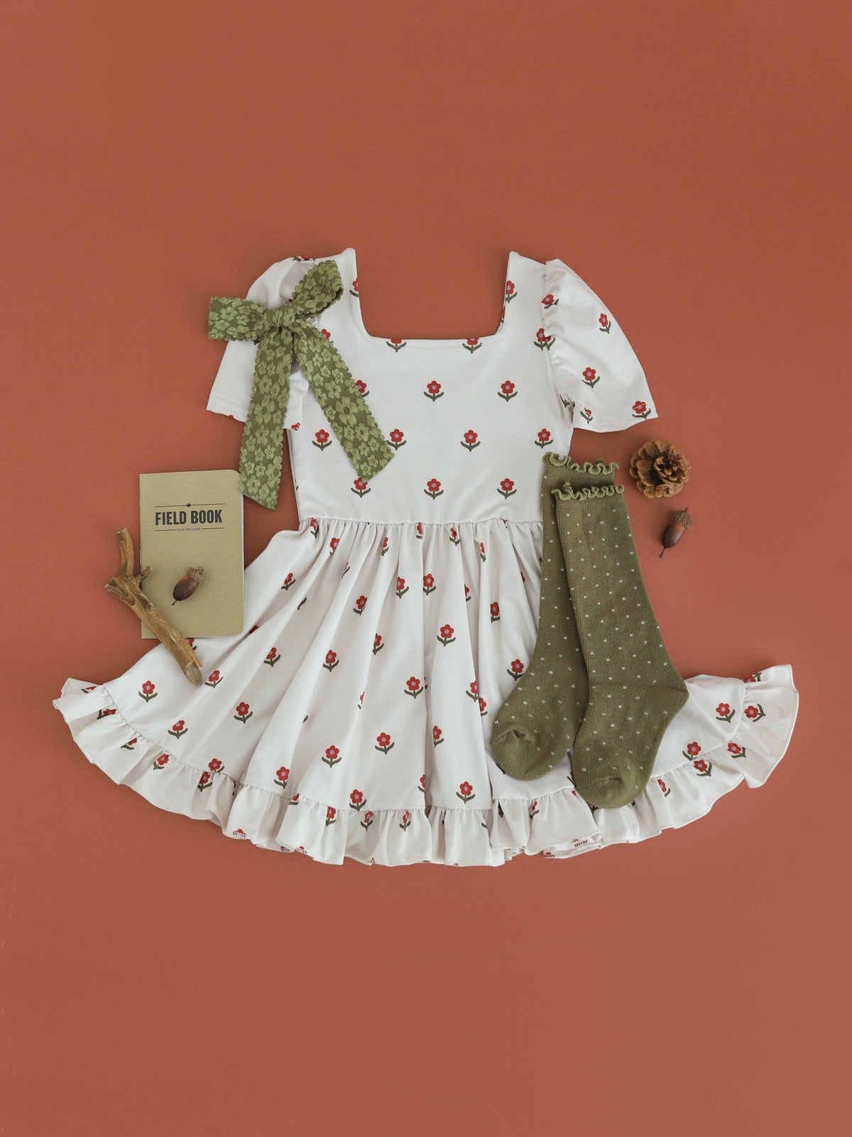 Little Stocking Co. - Dottie Knee Socks - Olive: 7-10 YEARS