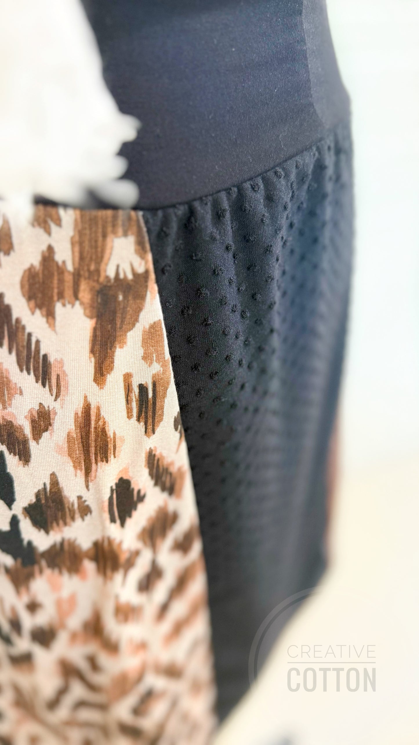Ebony Abstract Funky Knit Skirt