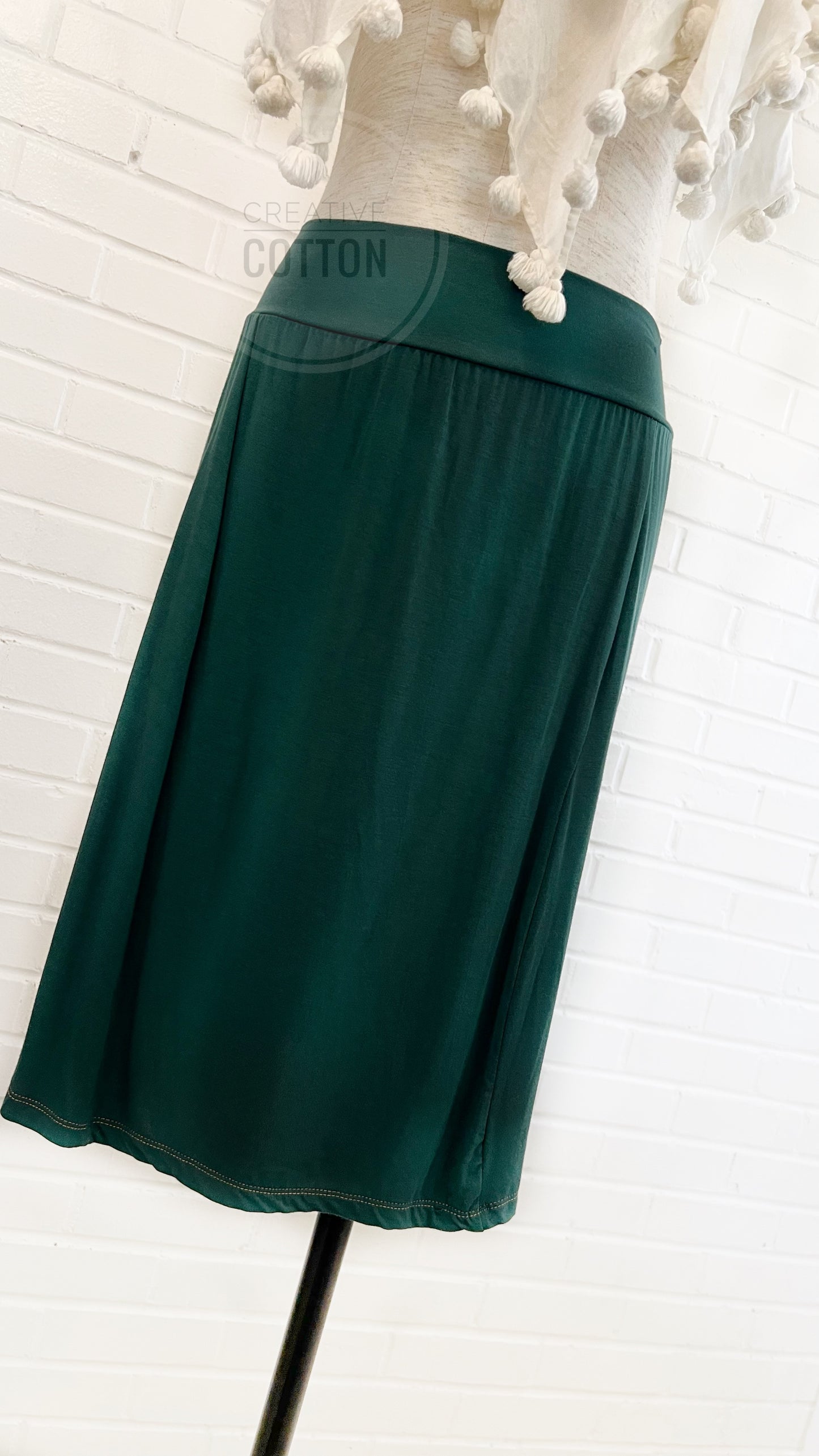 The Market Skirt in Evergreen