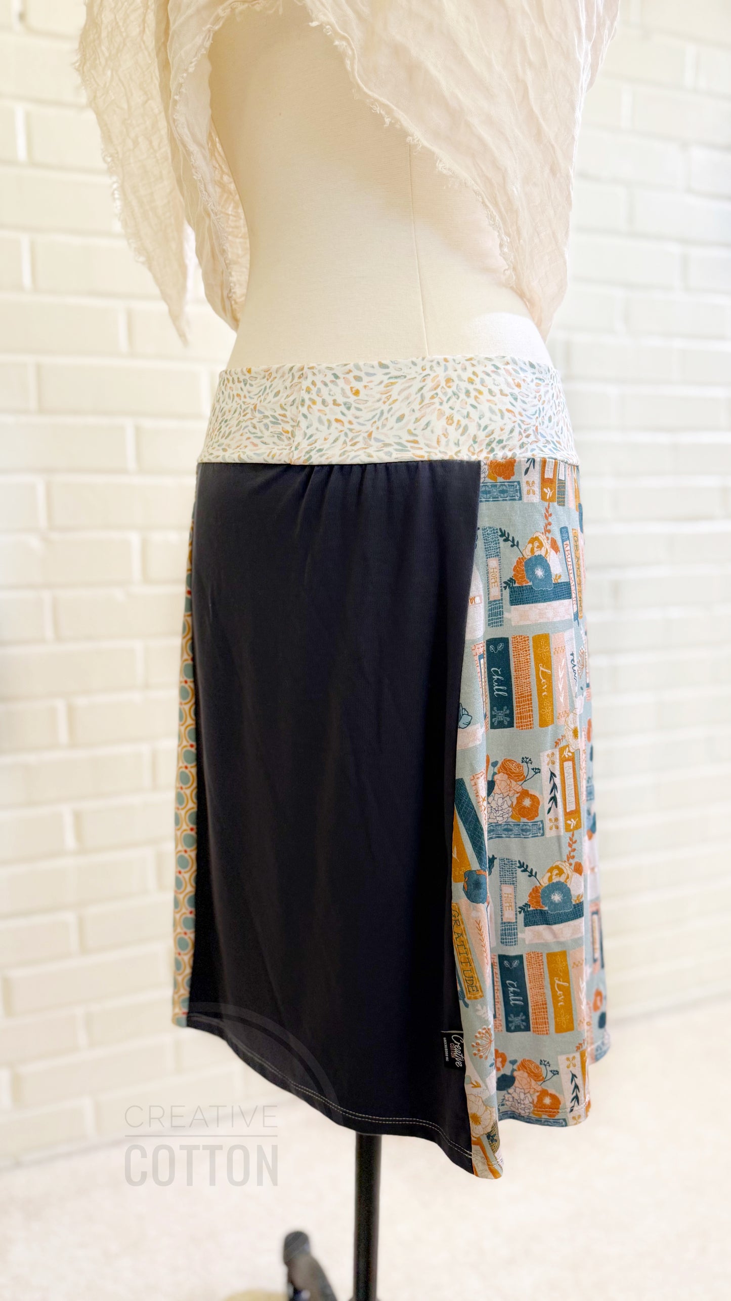 Literary Guild Funky Knit Skirt