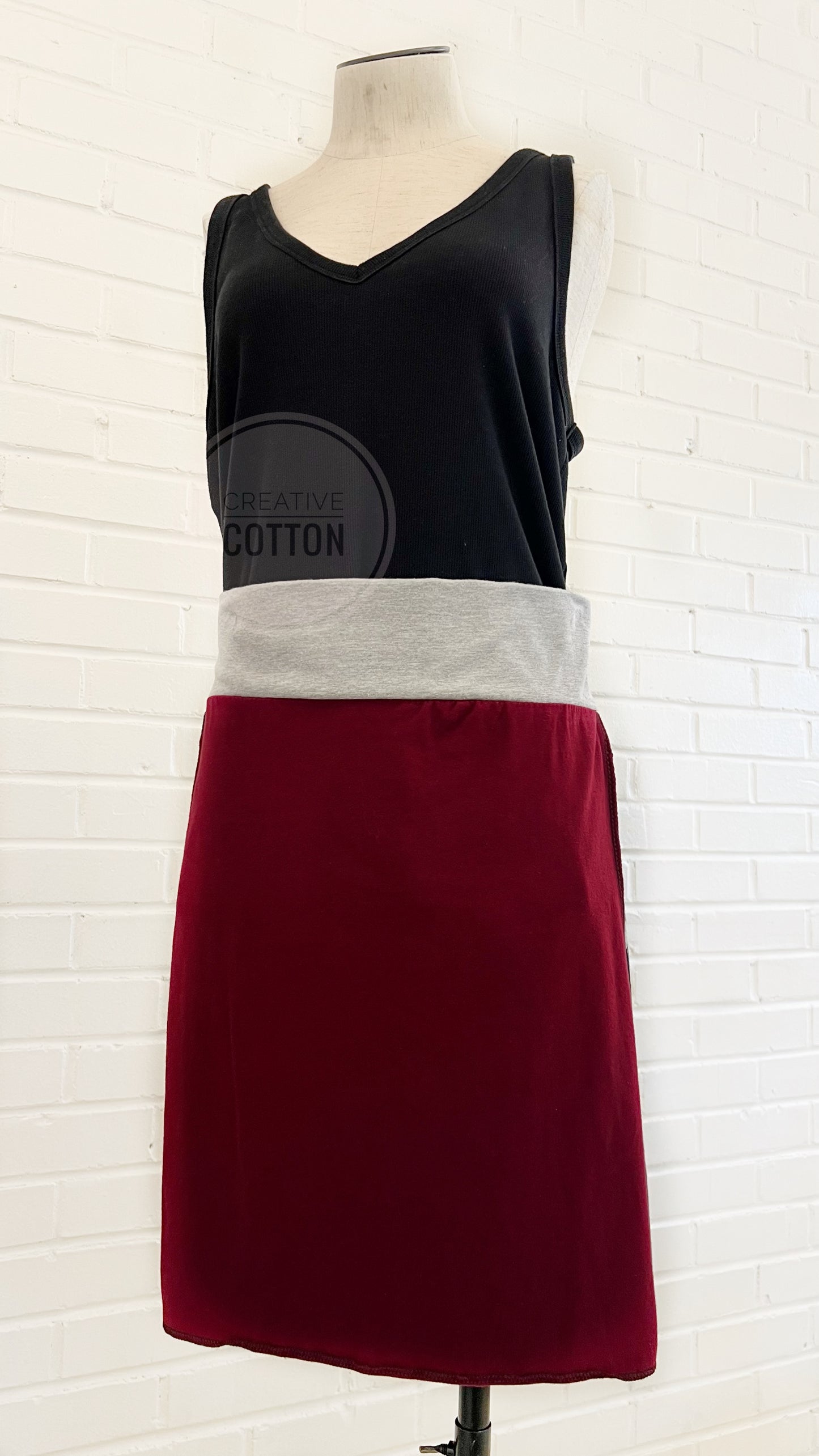 Abstract Black on Gray Funky Knit Skirt