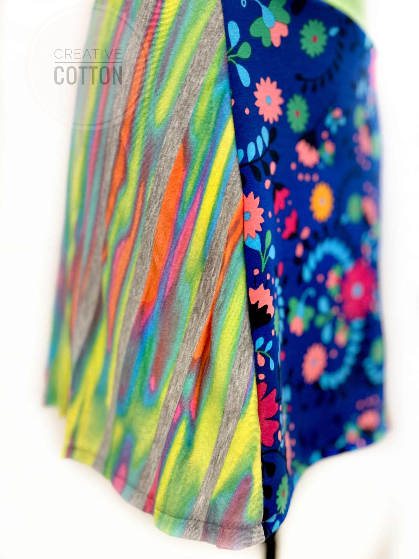 Stylized Floral Funky Knit Skirt