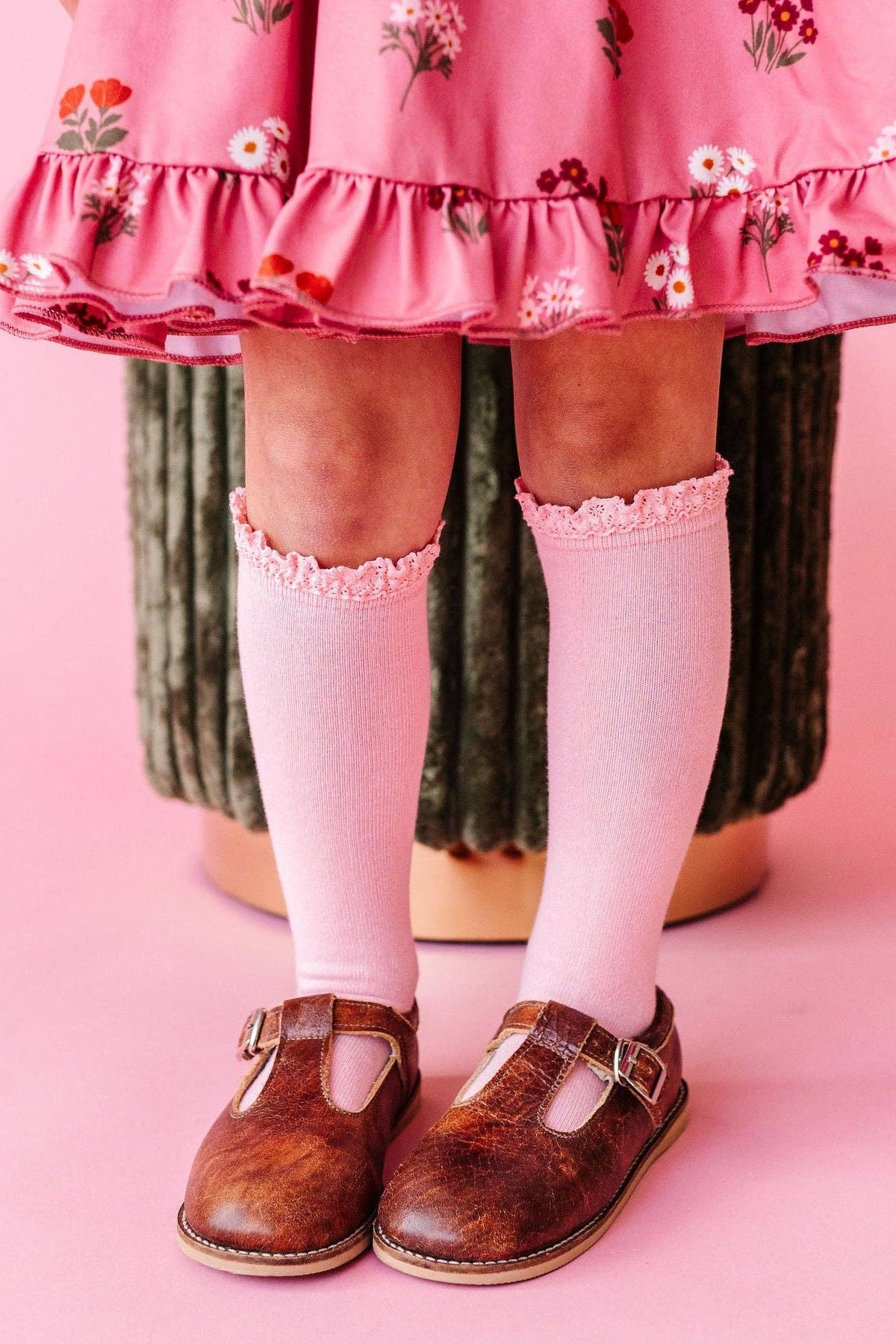 Little Stocking Co. - Quartz Pink Lace Top Knee High Socks: 4-6 YEARS