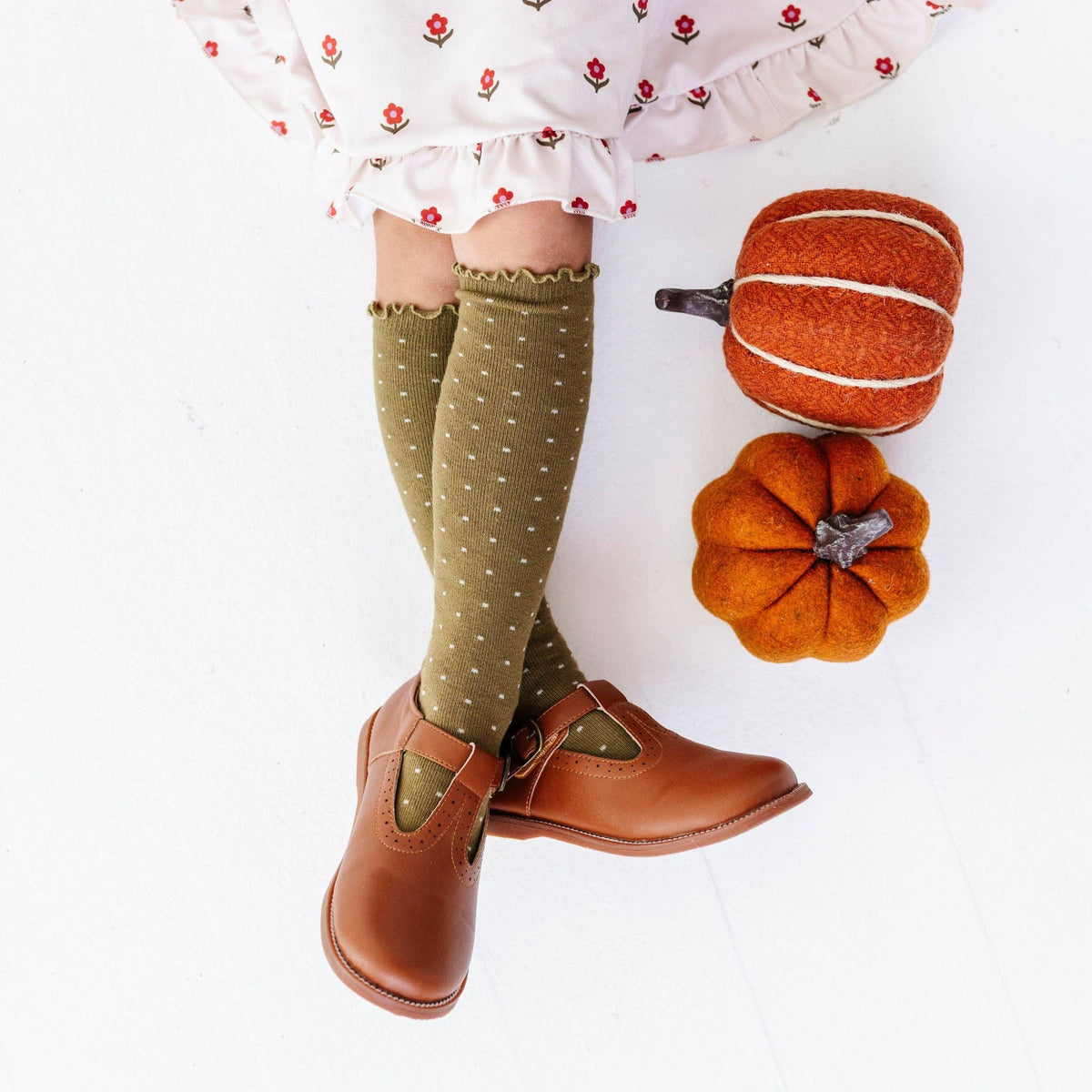 Little Stocking Co. - Dottie Knee Socks - Olive: 1.5-3 YEARS